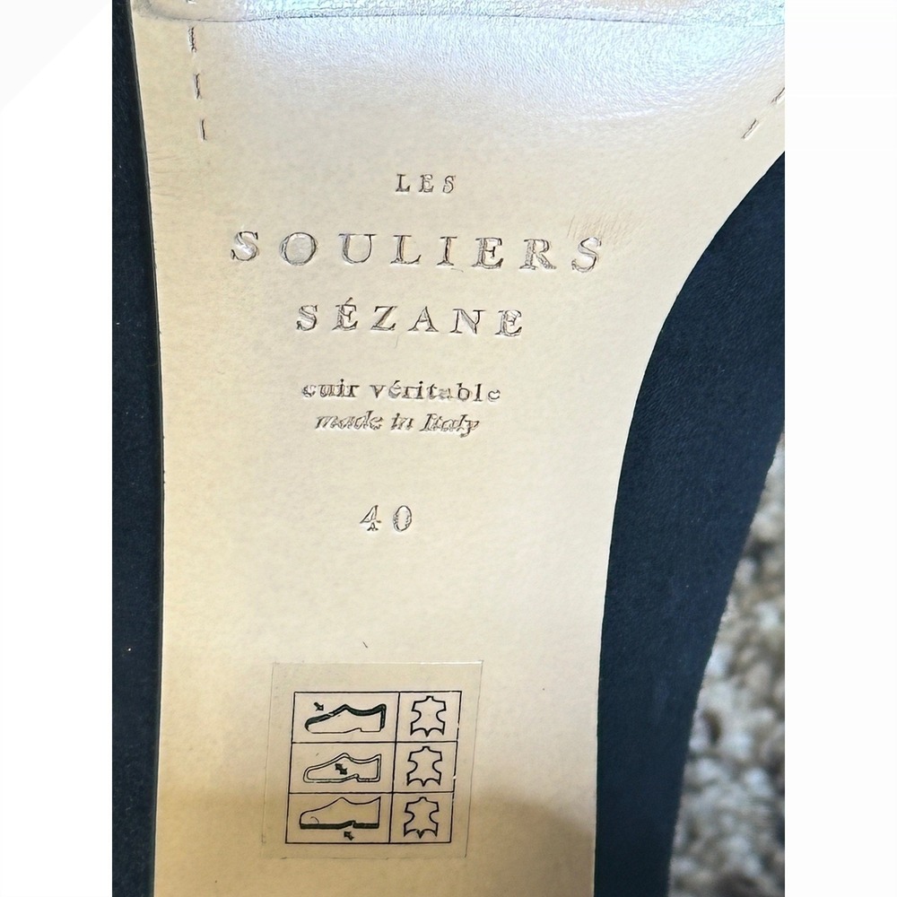 Sezane Black Suede Block Heel Round Toe Pumps Made in Italy Size 40 Womens
NWOT - Picture 8 of 8